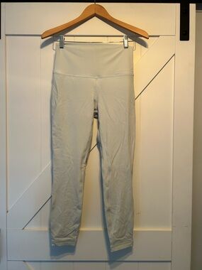 Lululemon leggings women size 8 pale blue